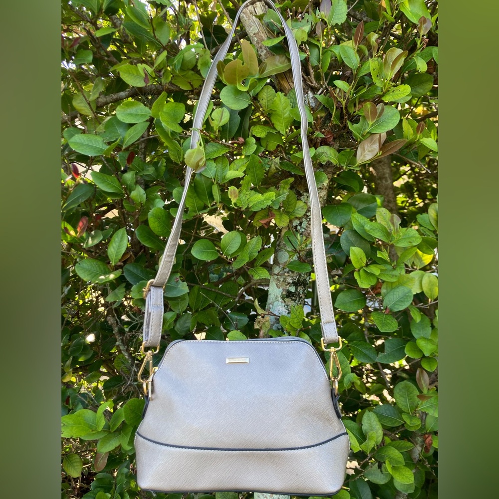 Women’s Silver Crossbody Shoulder Bag